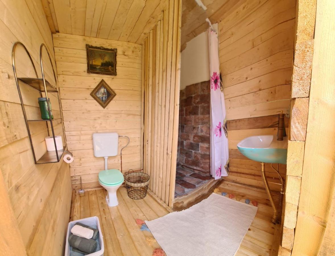 Готель The Hunters Glamping Ciudanovita Екстер'єр фото