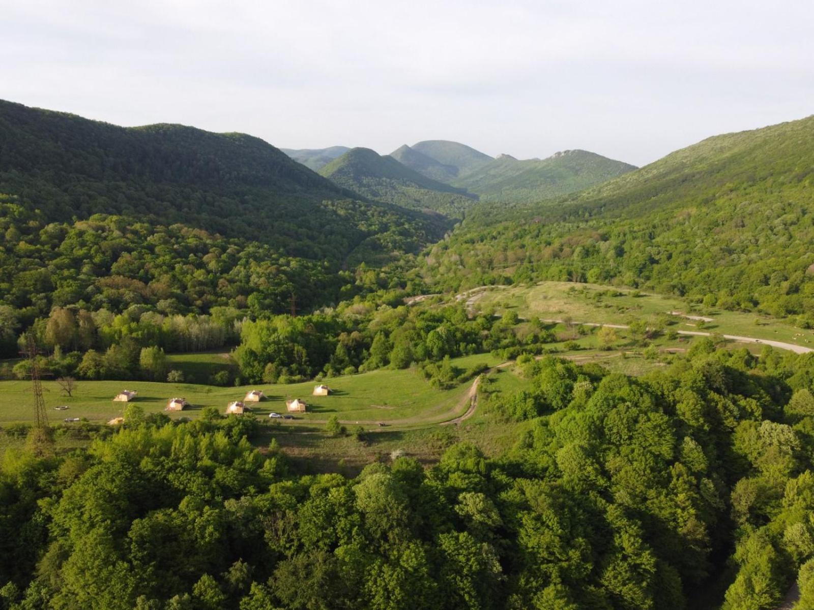 Готель The Hunters Glamping Ciudanovita Екстер'єр фото
